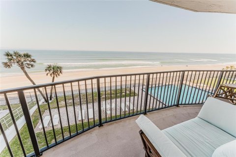 Condo in Ormond Beach, Florida, 2 bedrooms  № 1543601 - photo 9