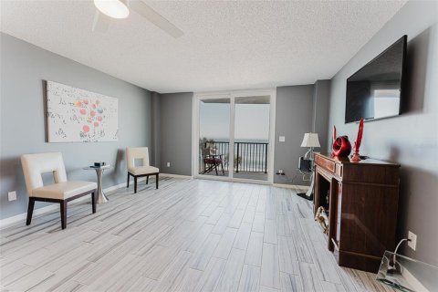 Condo in Ormond Beach, Florida, 2 bedrooms  № 1543601 - photo 6