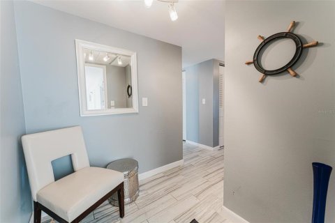 Condo in Ormond Beach, Florida, 2 bedrooms  № 1543601 - photo 14