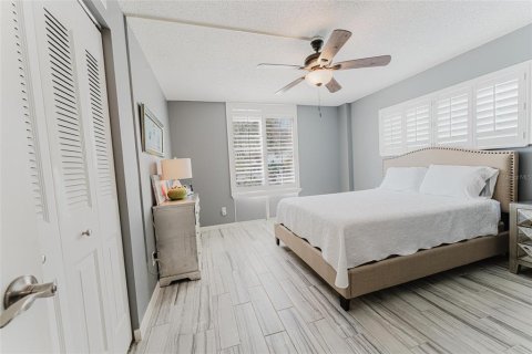Condo in Ormond Beach, Florida, 2 bedrooms  № 1543601 - photo 16