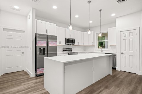 Villa ou maison à vendre à Sebring, Floride: 3 chambres, 156.73 m2 № 1925349 - photo 5