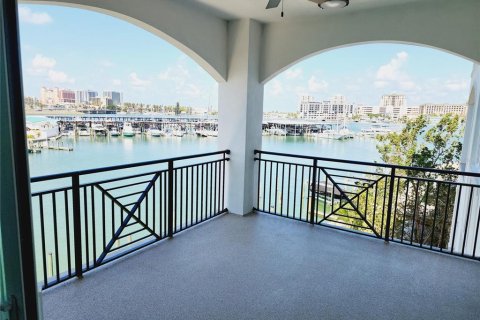 Condo in Clearwater, Florida, 3 bedrooms  № 508097 - photo 2