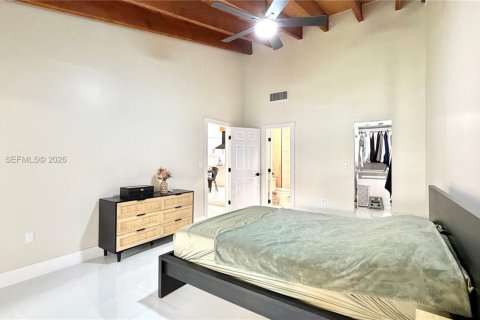 Купить таунхаус в Пемброк-Пайнс, Флорида 2 спальни, 111.11м2, № 2010141 - фото 15