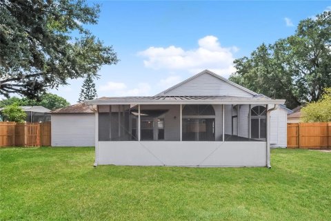 Casa en alquiler en Spring Hill, Florida, 3 dormitorios, 125.51 m2 № 1905040 - foto 14