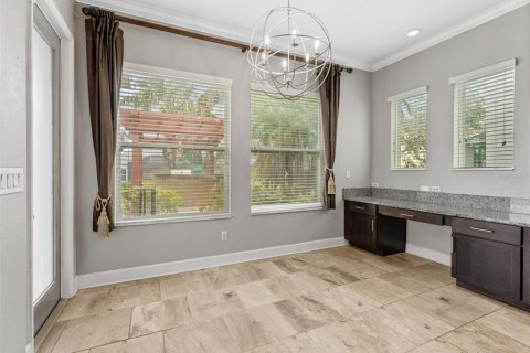 House in Apollo Beach, Florida 3 bedrooms, 200.67 sq.m. № 1916085 - photo 10