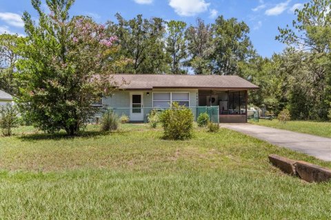 Villa ou maison à vendre à Dunnellon, Floride: 2 chambres, 100.06 m2 № 1907517 - photo 1