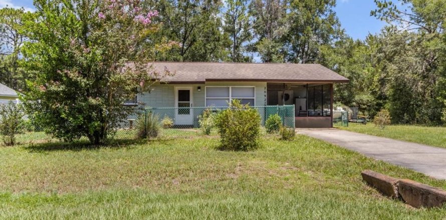 Villa ou maison à Dunnellon, Floride 2 chambres, 100.06 m2 № 1907517