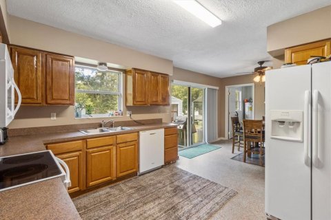 Villa ou maison à vendre à Dunnellon, Floride: 2 chambres, 100.06 m2 № 1907517 - photo 17