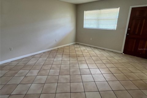 Apartamento en alquiler en Sebring, Florida, 3 dormitorios, 95.41 m2 № 1905115 - foto 2