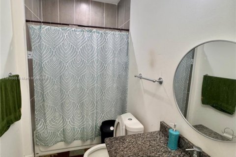 Villa ou maison à vendre à Lehigh Acres, Floride: 3 chambres, 185.8 m2 № 1966632 - photo 13