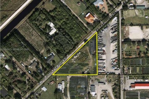 Immobilier commercial à Miami-Dade, Floride № 2170296