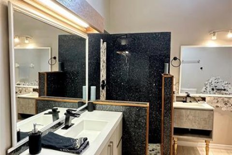 Casa en venta en New Smyrna Beach, Florida, 2 dormitorios, 108.7 m2 № 1267563 - foto 5