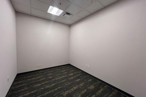 Immobilier commercial à louer à Orlando, Floride: 174.56 m2 № 2148046 - photo 26
