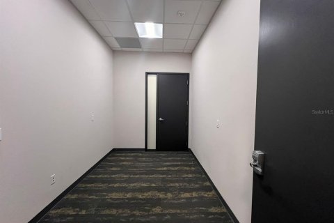 Immobilier commercial à louer à Orlando, Floride: 174.56 m2 № 2148046 - photo 21