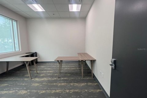 Immobilier commercial à louer à Orlando, Floride: 174.56 m2 № 2148046 - photo 15