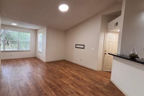 Copropriété à louer à Sunrise, Floride: 1 chambre, 69.03 m2 № 2431385 - photo 6