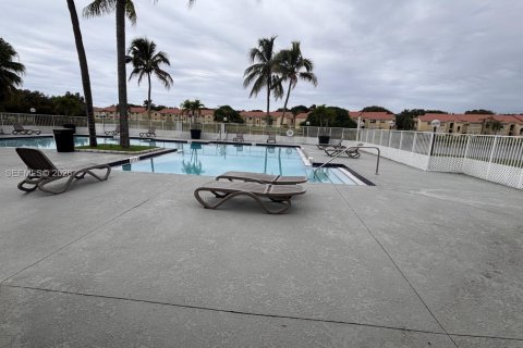 Copropriété à louer à Sunrise, Floride: 1 chambre, 69.03 m2 № 2431385 - photo 23