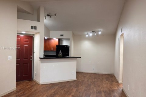 Copropriété à louer à Sunrise, Floride: 1 chambre, 69.03 m2 № 2431385 - photo 15