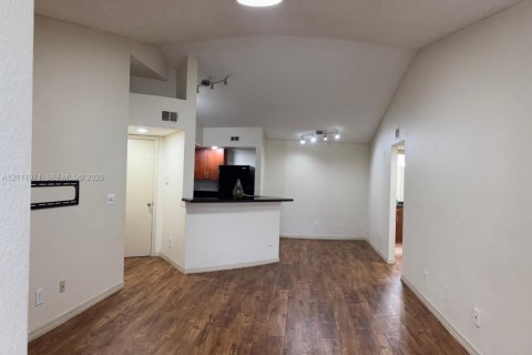 Copropriété à louer à Sunrise, Floride: 1 chambre, 69.03 m2 № 2431385 - photo 12
