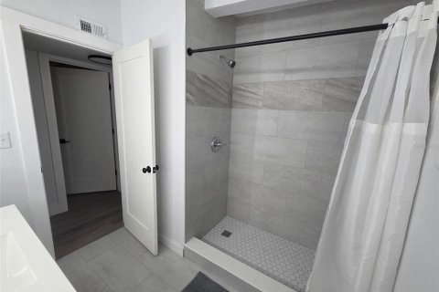 Villa ou maison à vendre à Gainesville, Floride: 4 chambres, 147.25 m2 № 2400495 - photo 4
