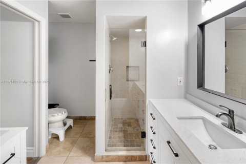 Adosado en venta en Jensen Beach, Florida, 3 dormitorios, 142.88 m2 № 1794042 - foto 21