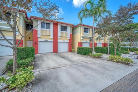 Touwnhouse à vendre à Davie, Floride: 2 chambres, 109.72 m2 № 1471126 - photo 5