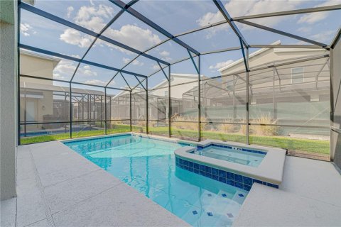 House in Kissimmee, Florida 6 bedrooms, 310.57 sq.m. № 1612892 - photo 25