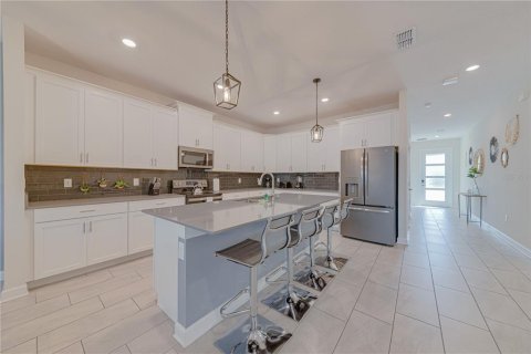 Villa ou maison à vendre à Kissimmee, Floride: 6 chambres, 310.57 m2 № 1612892 - photo 14