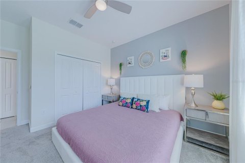 Villa ou maison à vendre à Kissimmee, Floride: 6 chambres, 310.57 m2 № 1612892 - photo 8