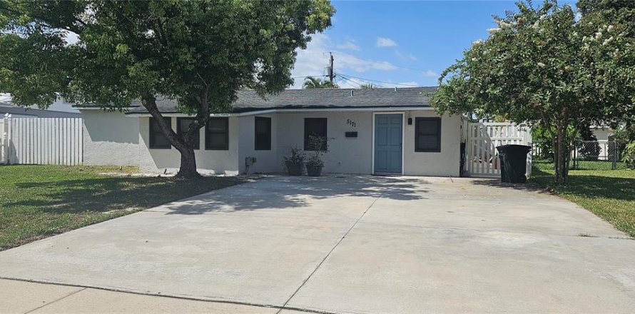 Casa en Pinellas Park, Florida 2 dormitorios, 126.63 m2 № 1917476