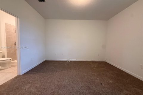 Adosado en venta en Florida City, Florida, 3 dormitorios, 136.19 m2 № 2157050 - foto 20