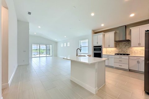 Casa en venta en Bradenton, Florida, 3 dormitorios, 200.3 m2 № 2150688 - foto 6