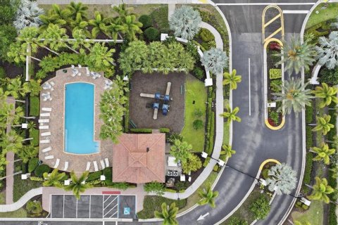 Condo in Sarasota, Florida, 3 bedrooms № 2156190 - photo 29