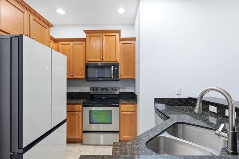 Condo in Sarasota, Florida, 3 bedrooms № 2156190 - photo 3