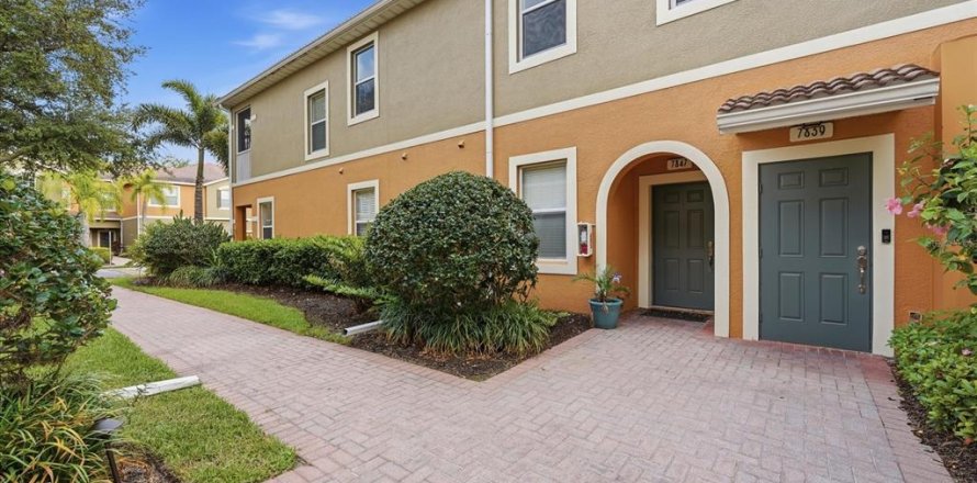 Condo in Sarasota, Florida, 3 bedrooms № 2156190