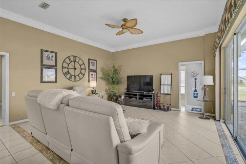 Casa en venta en Bradenton, Florida, 4 dormitorios, 238.48 m2 № 2116363 - foto 17