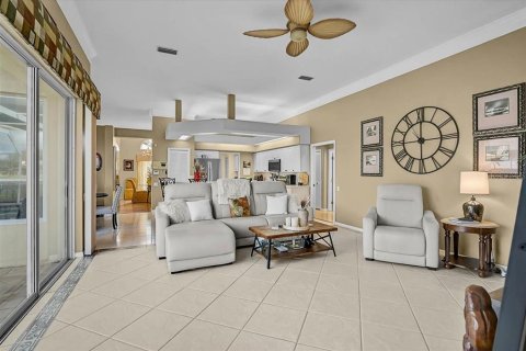 Casa en venta en Bradenton, Florida, 4 dormitorios, 238.48 m2 № 2116363 - foto 20