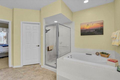 Casa en venta en Bradenton, Florida, 4 dormitorios, 238.48 m2 № 2116363 - foto 10