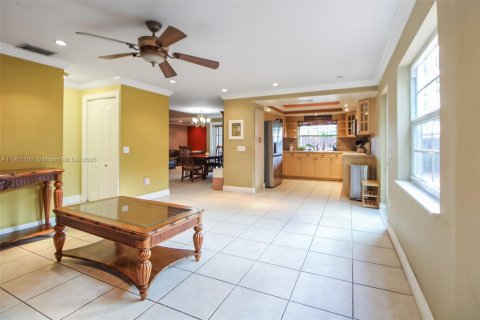 Купить виллу или дом в Майами, Флорида 3 спальни, 189.8м2, № 1955575 - фото 6