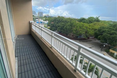 Condominio en alquiler en Miami, Florida, 1 dormitorio, 64.47 m2 № 2011241 - foto 12