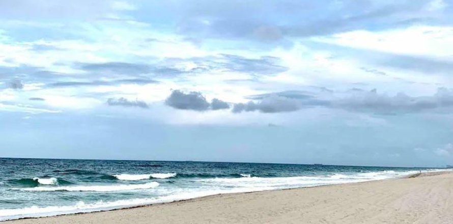 Casa en Pompano Beach, Florida 3 dormitorios, 173.73 m2 № 787624