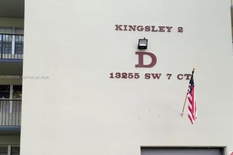 Condo in Pembroke Pines, Florida, 1 bedroom  № 2064707 - photo 6