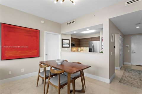 Apartment in Miami, Florida 1 bedroom, 83.61 sq.m. № 2012665 - photo 9