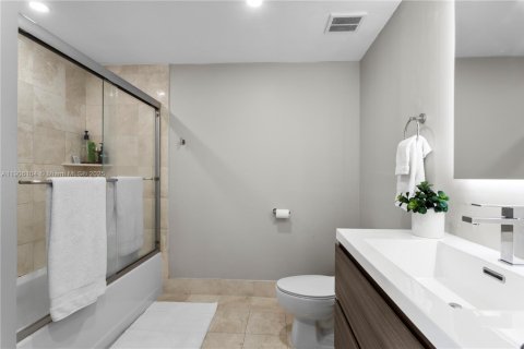 Apartment in Miami, Florida 1 bedroom, 83.61 sq.m. № 2012665 - photo 13