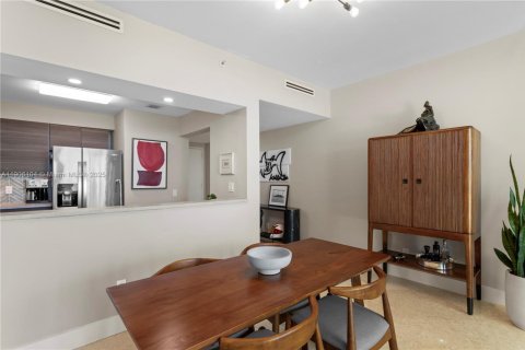 Apartment in Miami, Florida 1 bedroom, 83.61 sq.m. № 2012665 - photo 3