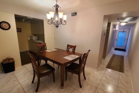 Condo in Coconut Creek, Florida, 1 bedroom  № 2083381 - photo 4