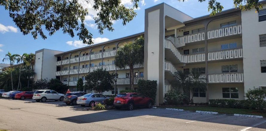Condo in Coconut Creek, Florida, 1 bedroom  № 2083381