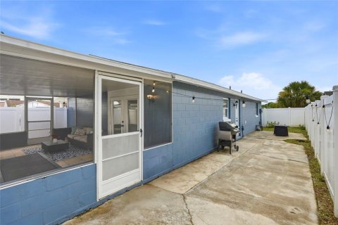 Villa ou maison à vendre à Tampa, Floride: 3 chambres, 97.55 m2 № 2223753 - photo 22
