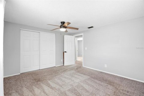 Villa ou maison à vendre à Tampa, Floride: 3 chambres, 97.55 m2 № 2223753 - photo 12