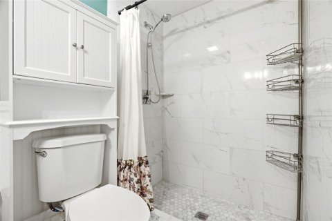 Villa ou maison à vendre à Tampa, Floride: 3 chambres, 97.55 m2 № 2223753 - photo 18